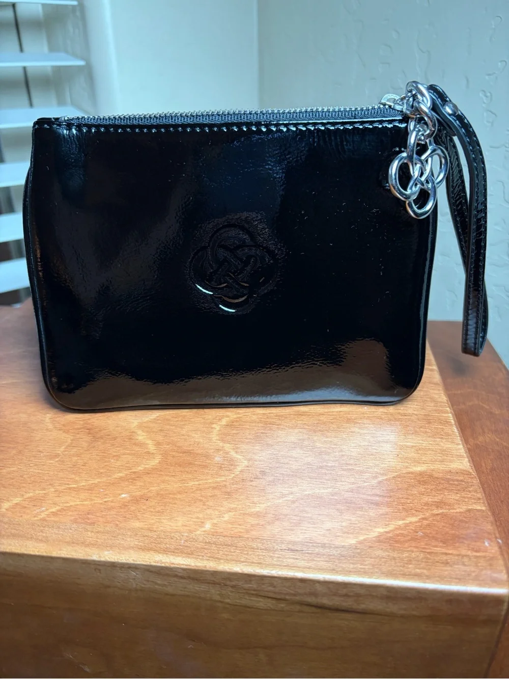 Stella & Dot Black Patent Wristlet Clutch Silver Charm Zip Pouch
